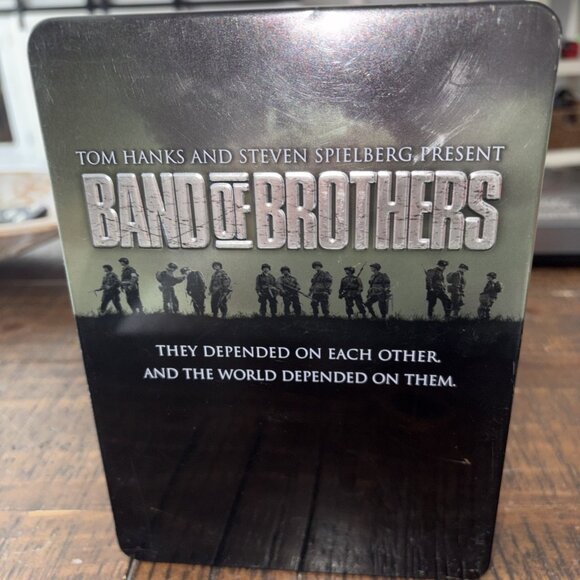 Band Of Brothers - Dreamworld- 2010 Collector's Tin - Complete 6-Disc HBO Set - Picture 1 of 9